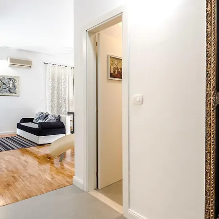 Apartament Majo
